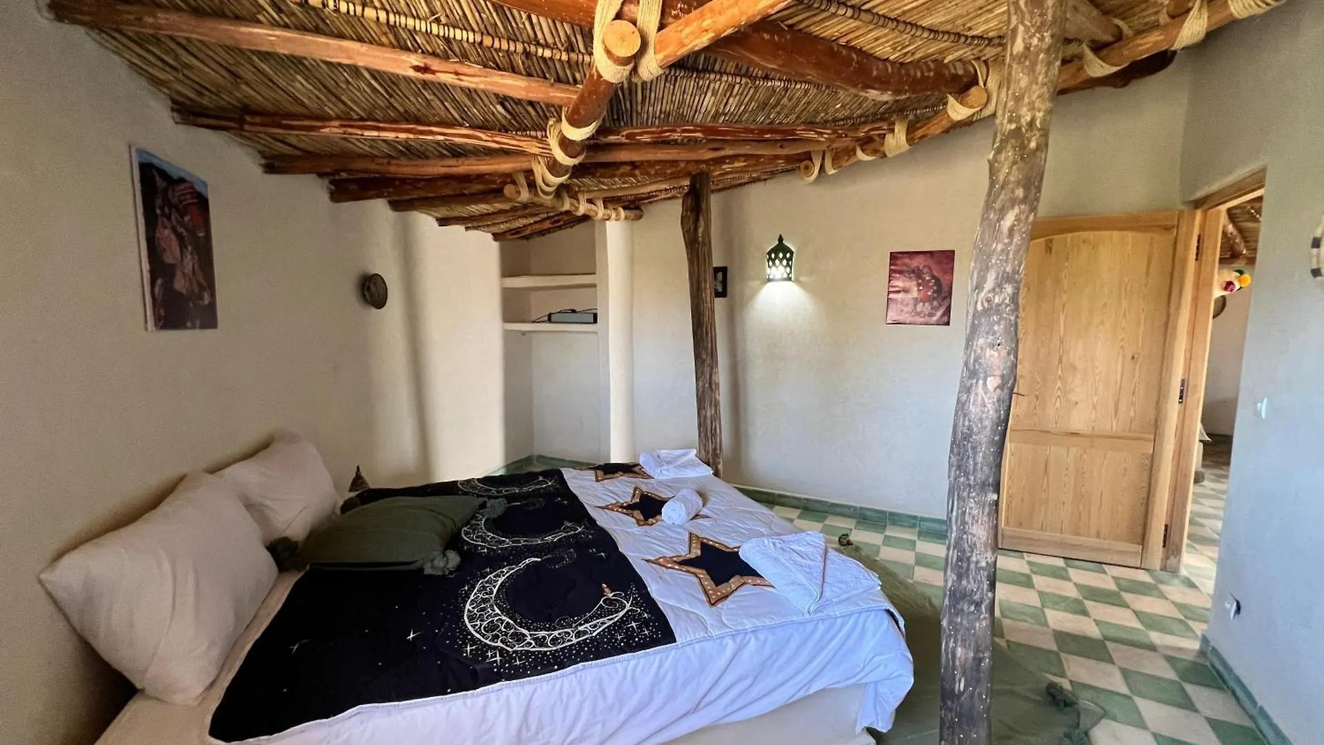 Les Jardins D Amizmiz 6 Piscines Bed & Breakfast Wawizelte