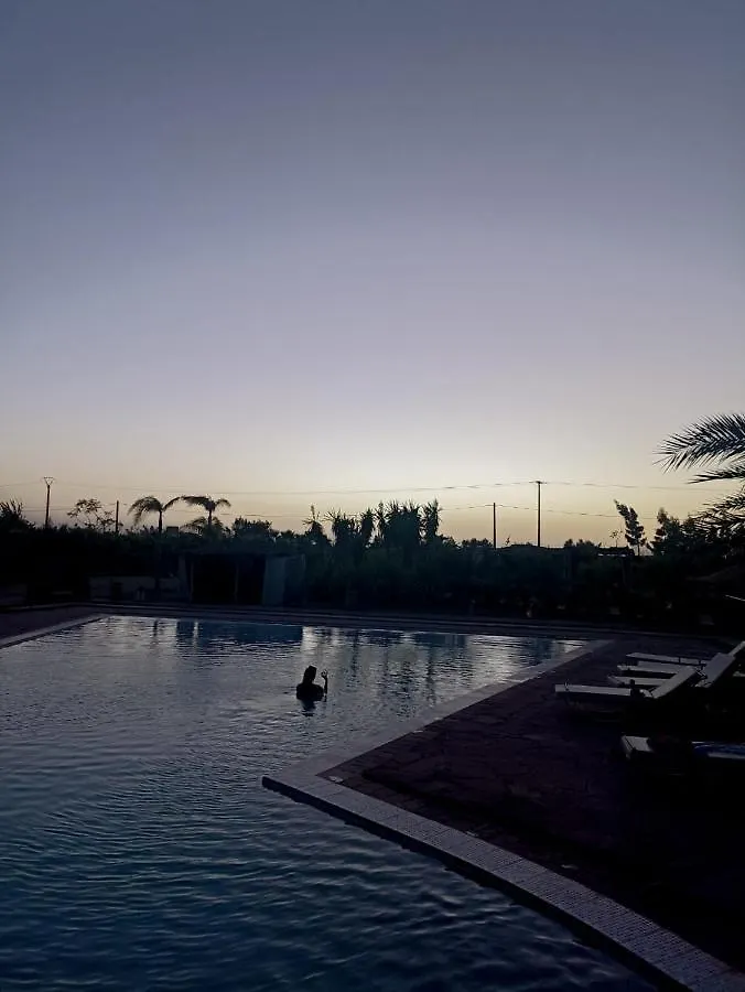 Les Jardins D Amizmiz 6 Piscines Bed and Breakfast Wawizelte 0*,  Marokko