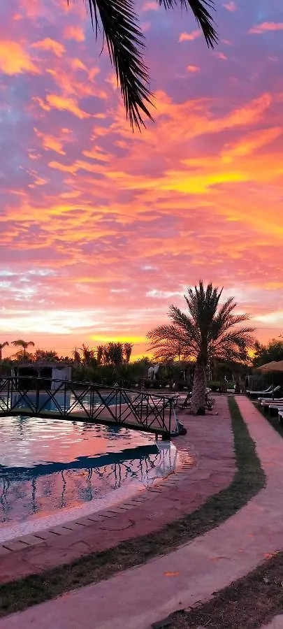 Les Jardins D Amizmiz 6 Piscines Bed and Breakfast Wawizelte