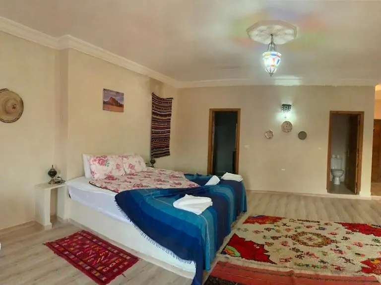 Les Jardins D Amizmiz 6 Piscines Bed and Breakfast Wawizelte Bed & Breakfast