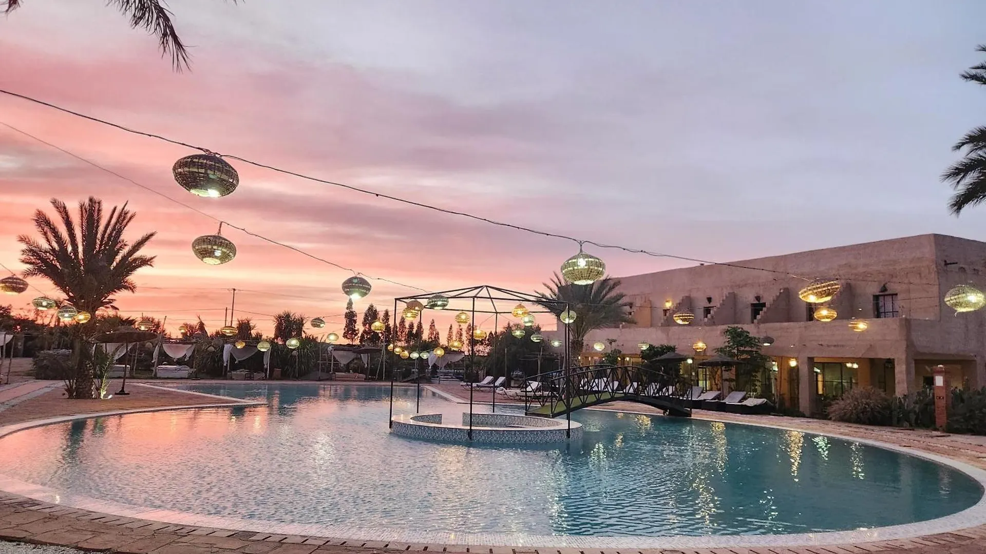 Les Jardins D Amizmiz 6 Piscines Bed and Breakfast Wawizelte 0*,  Marokko