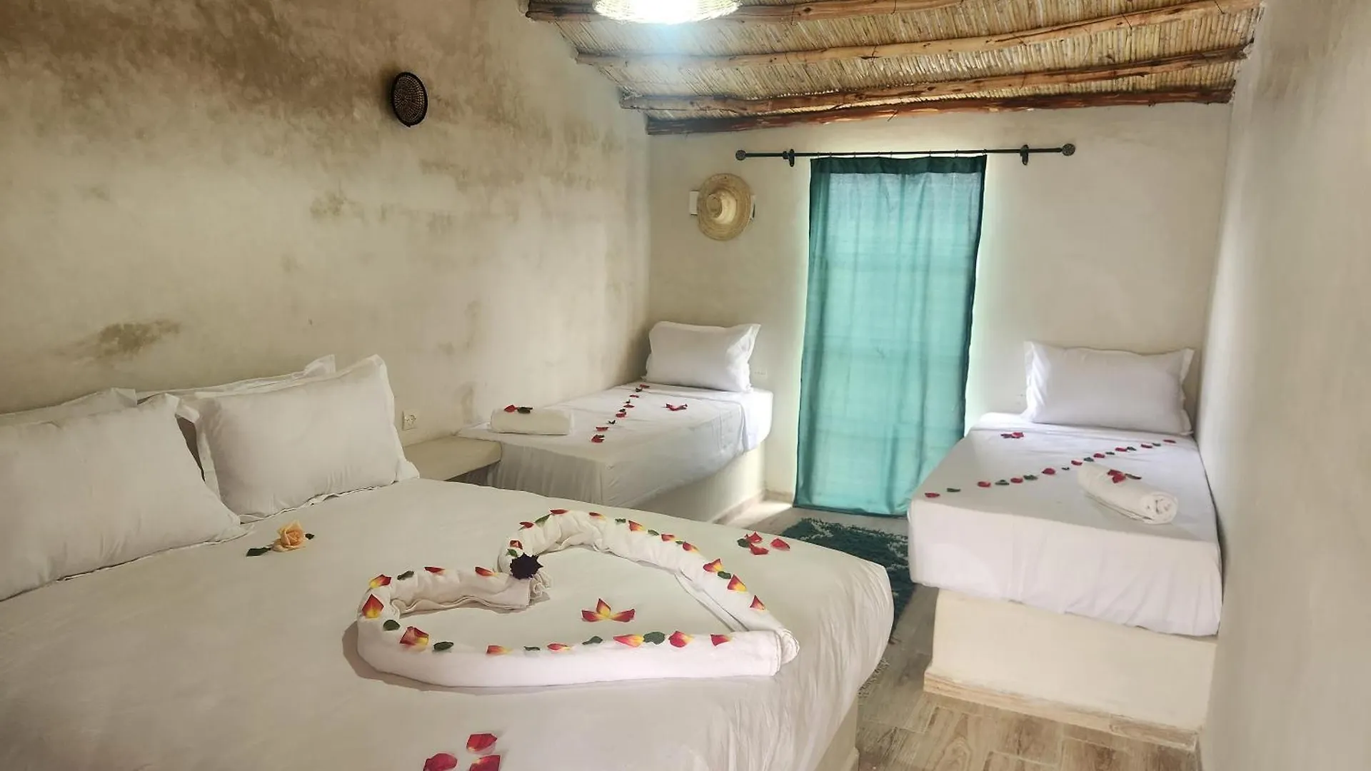 Les Jardins D Amizmiz 6 Piscines Bed and Breakfast Wawizelte 0*,