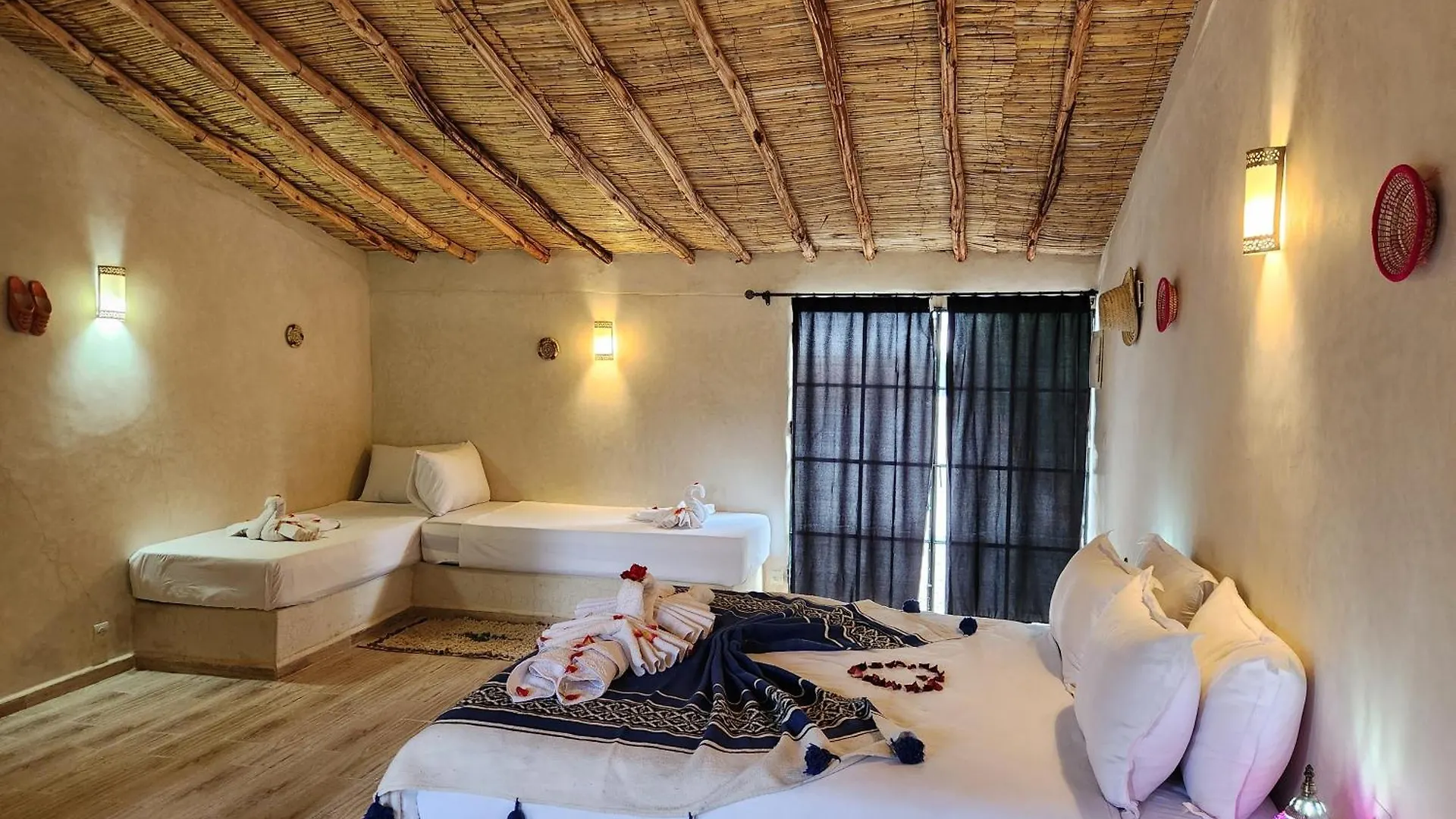 Les Jardins D Amizmiz 6 Piscines Bed and Breakfast Wawizelte Bed & Breakfast