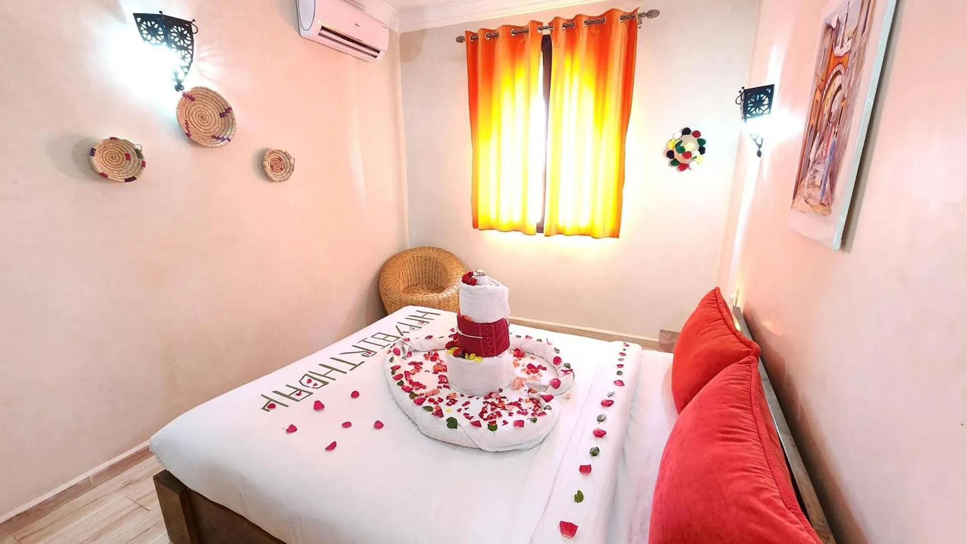 Les Jardins D Amizmiz 6 Piscines Bed and Breakfast Wawizelte